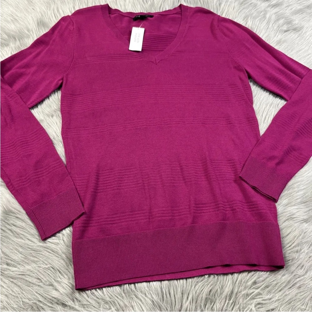 Banana Republic Pink Raspberry V Neck Sweater Small